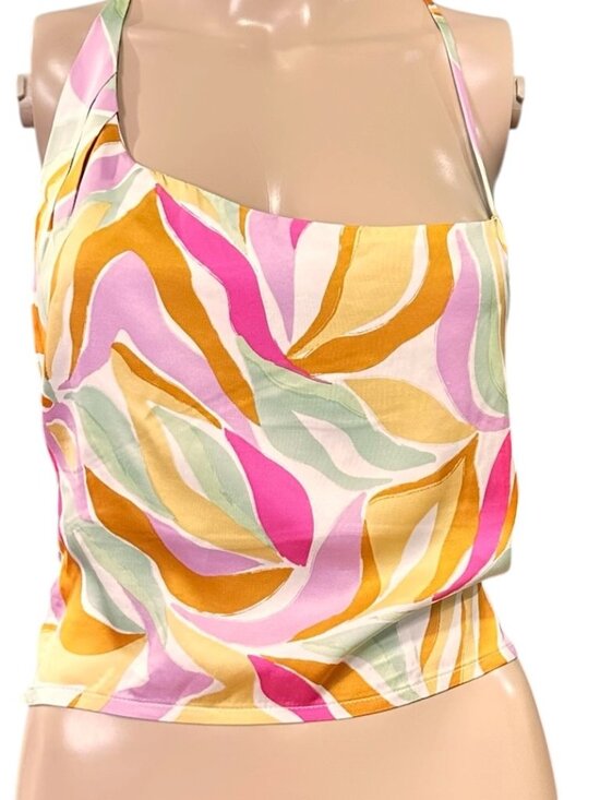 Astr Tops - ASTR The Label NWT Multicolor Floral Halter Crop Top Size M Smocked Back